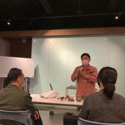 范綱榮 講師