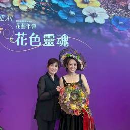 胡黛馨 講師